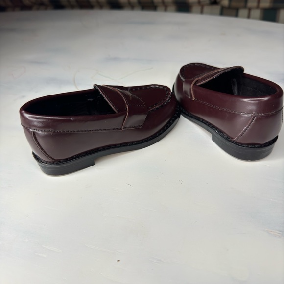 Brand new never worn shoes. - Picture 2 of 7